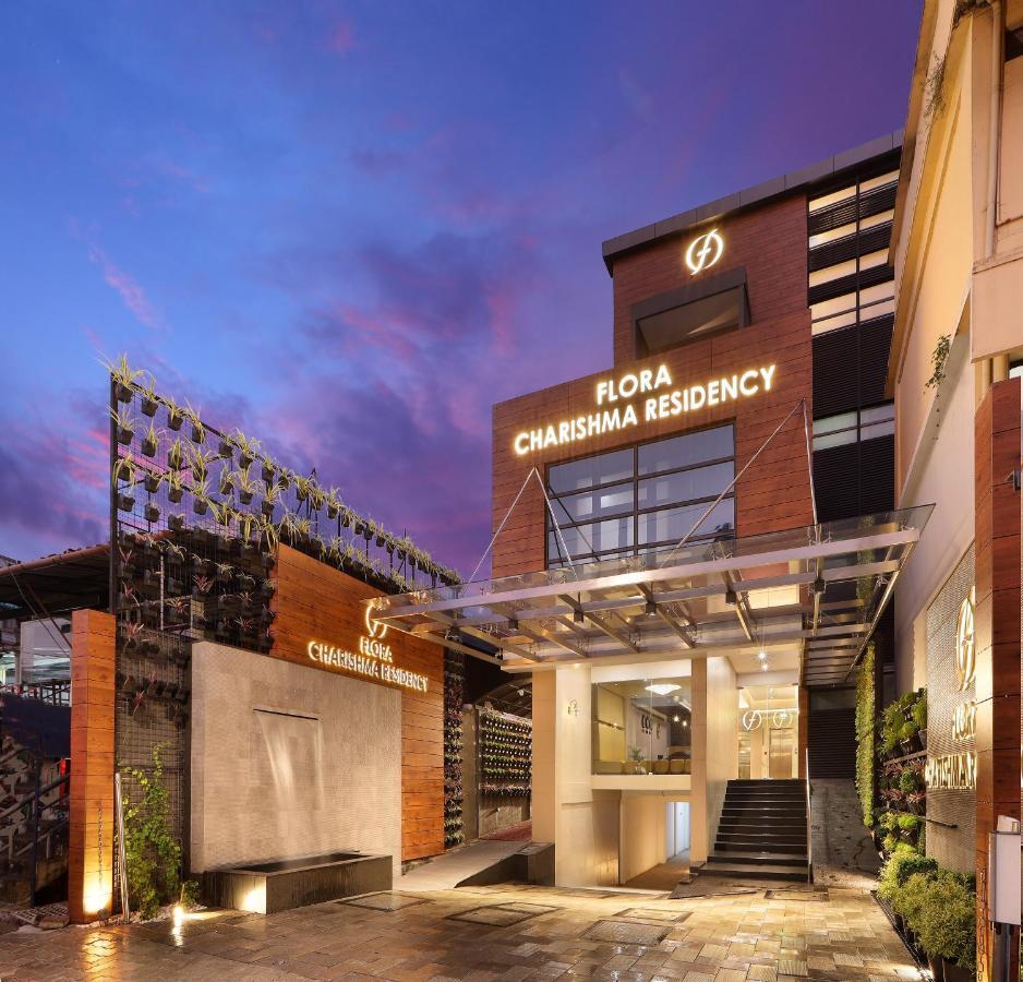 Flora Charishma Residency Aluva Otel Kochi Dış mekan fotoğraf